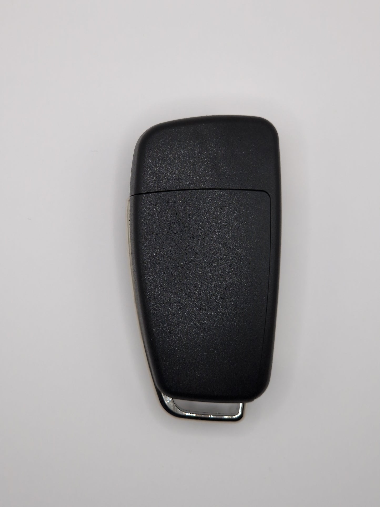 Aftermarket A3 / S3 / TT 3 button flip remote key 8P